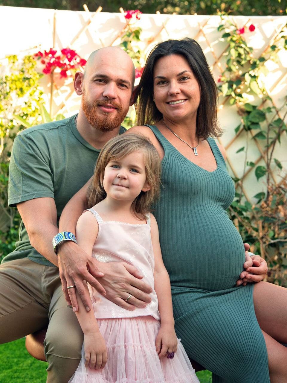 Lifestyle family session — unposed and warm