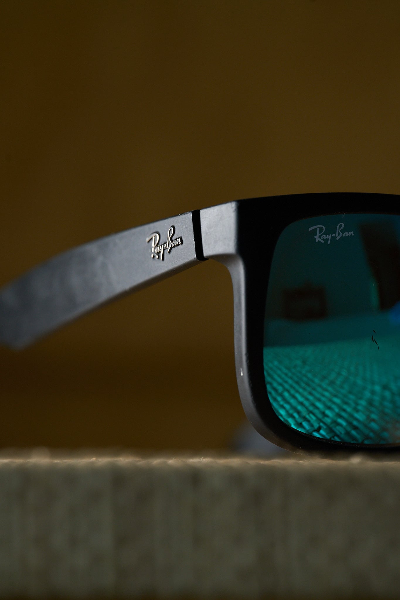 A quiet goodbye to old Ray-Bans